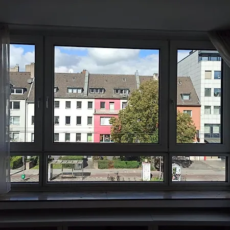 Central Studio 139 * Dusseldorf